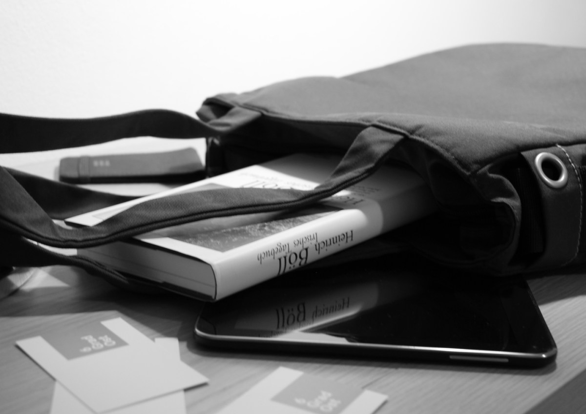 myCloud Tote Bag mit cleveren Fächern für Lektüre, Tablet & Co.