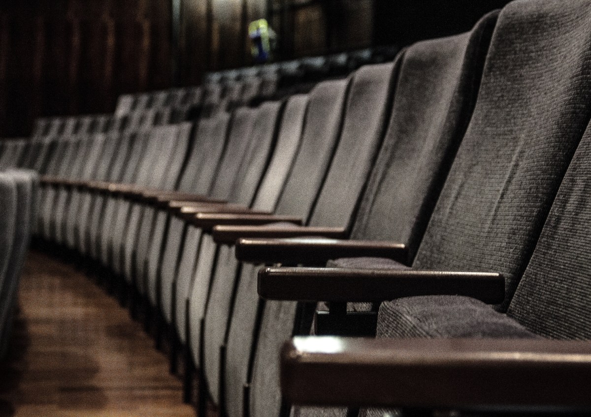 Sitzreihen, die sich in Bochum immer füllen