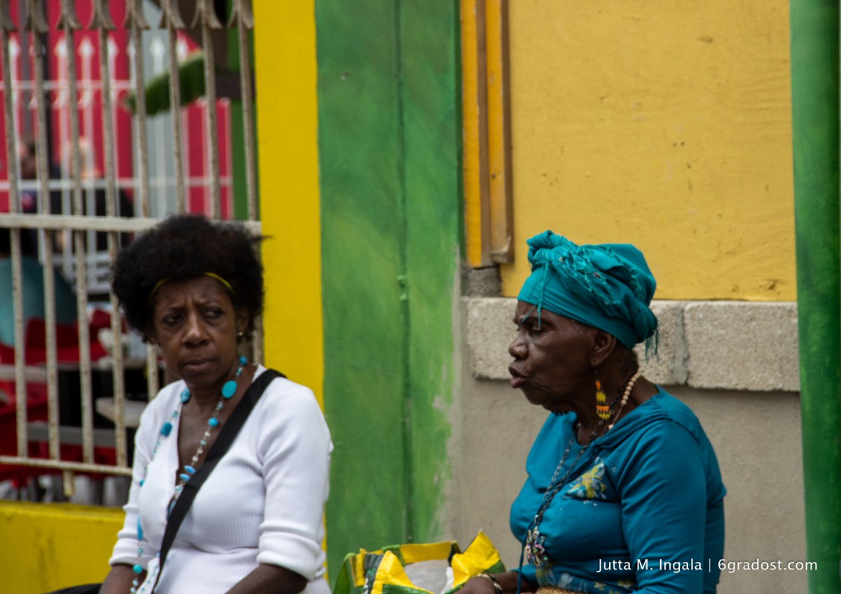 Begegnung in den Gassen von Punda