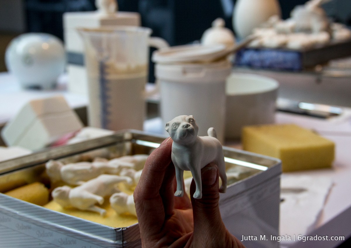 Aus Einzelteilen zusammengesetzt und fertig für den Brand