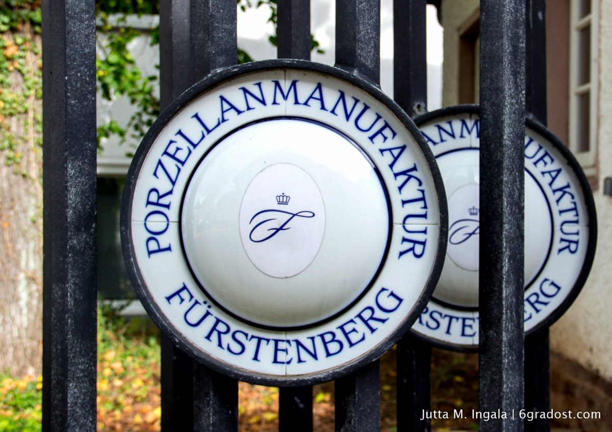 Firmenschilder aus Porzellan - bien sûr!